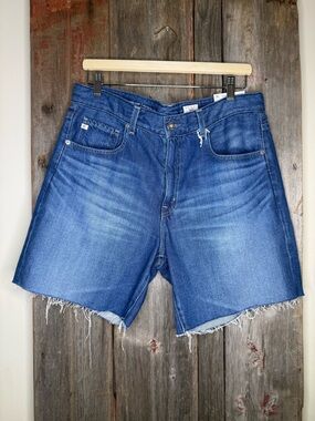 NWT AG Ex-Boyfriend Short Mid-Rise Bermuda Cut Off Med Blue 30